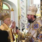 H επίσημη απονομή του Τόμου Αυτοκεφαλίας στην εν Ουκρανία Ορθόδοξη Εκκλησία