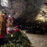 Χιλιάδες οι προσκυνητές στο σπήλαιο της Μαραθοκεφάλας