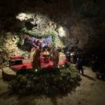 Χιλιάδες οι προσκυνητές στο σπήλαιο της Μαραθοκεφάλας