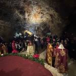 Χιλιάδες οι προσκυνητές στο σπήλαιο της Μαραθοκεφάλας