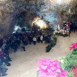 Χιλιάδες οι προσκυνητές στο σπήλαιο της Μαραθοκεφάλας