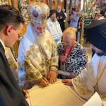 Χιλιάδες λαού προσκυνούν την Παναγία την "Γιάτρισσα" στην Ι.Μητρόπολη μας