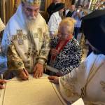 Χιλιάδες λαού προσκυνούν την Παναγία την "Γιάτρισσα" στην Ι.Μητρόπολη μας