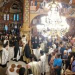 Χιλιάδες λαού προσκυνούν την Παναγία την "Γιάτρισσα" στην Ι.Μητρόπολη μας