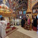 Χιλιάδες λαού προσκυνούν την Παναγία την "Γιάτρισσα" στην Ι.Μητρόπολη μας